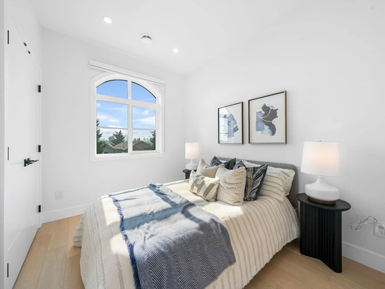 7588 2nd Street, Burnaby, BC, V3N 3R6 - 23