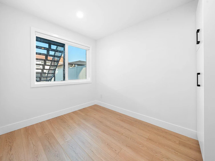7588 2nd Street, Burnaby, BC, V3N 3R6 - 29
