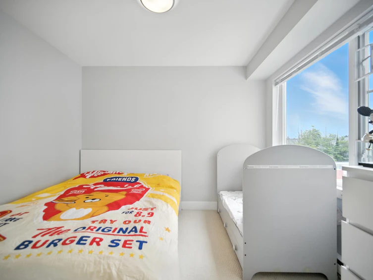305-13740 75a Avenue, Surrey, BC, V3W 0E8 - 11