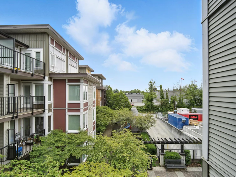 305-13740 75a Avenue, Surrey, BC, V3W 0E8 - 9