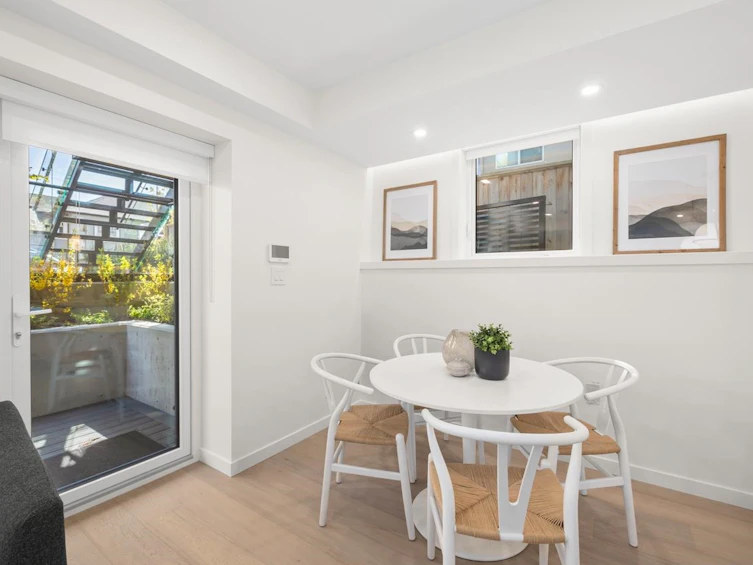 681 W 18th Avenue, Vancouver, BC, V5Z 1V9 - 6
