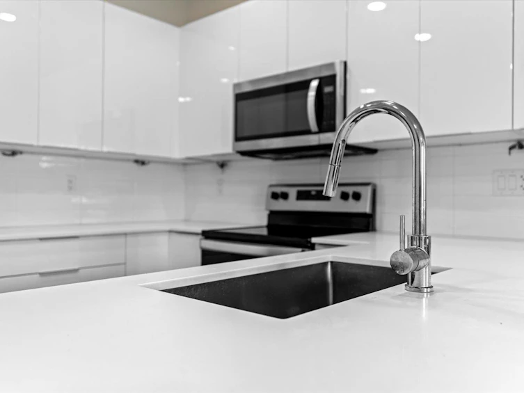 209-9450 Robson Street, Chilliwack, BC, V2P 0L7 - 8