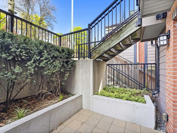 16-838 Royal Avenue, New Westminster, BC, V3M 1J9 - 23