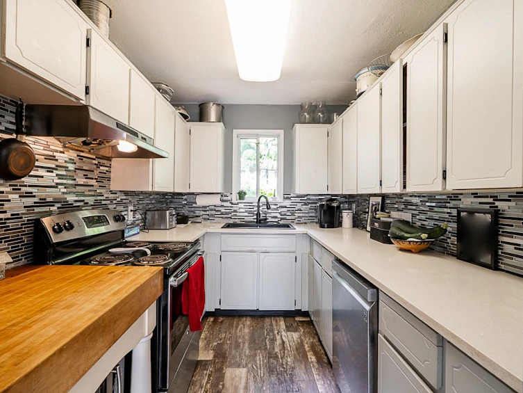 8270 Manson Street, Mission, BC, V2V 6P9 - 10