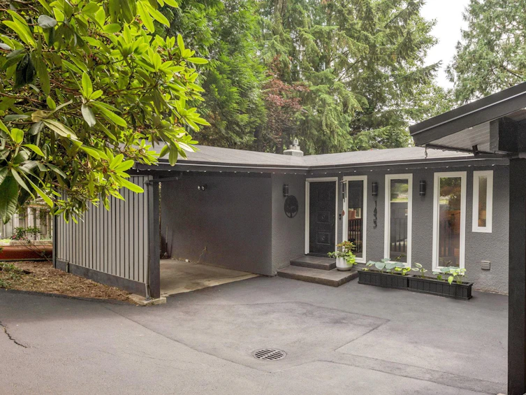 1433 Mcnair Drive, North Vancouver, BC, V7K 1X4 - 3
