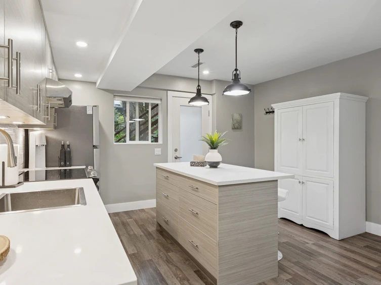 1433 Mcnair Drive, North Vancouver, BC, V7K 1X4 - 22