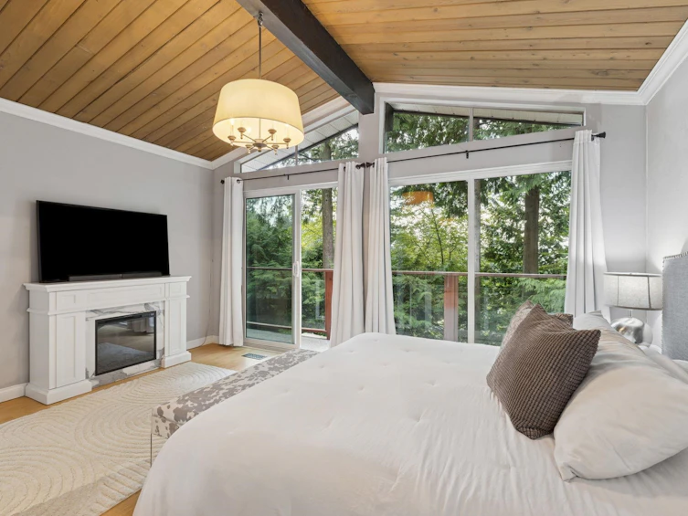 1433 Mcnair Drive, North Vancouver, BC, V7K 1X4 - 30