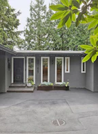 1433 Mcnair Drive