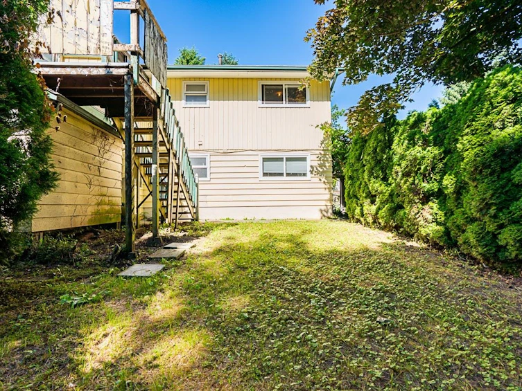 730 Cumberland Street, New Westminster, BC, V3L 4J4 - 28
