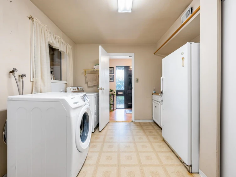 6680 Coltsfoot Drive, Richmond, BC, V7C 2J4 - 35