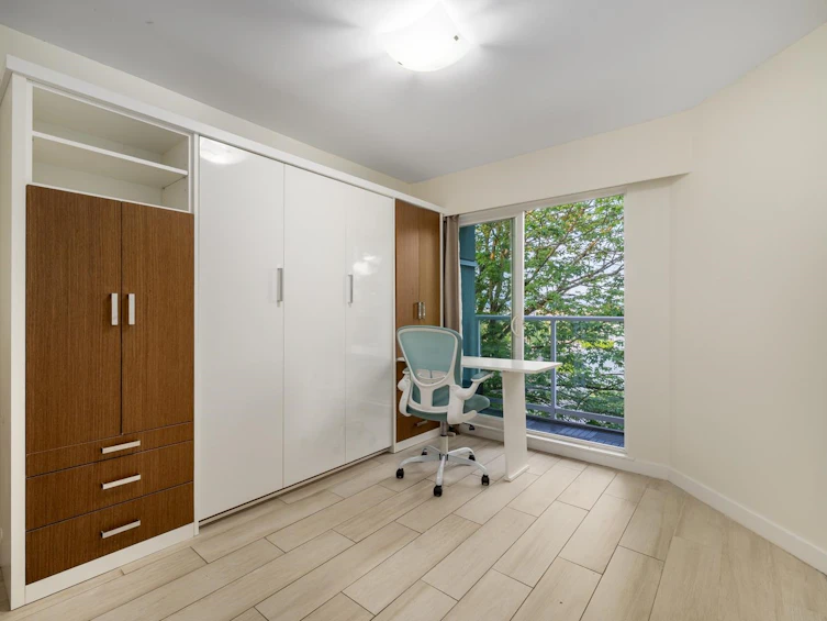 2391 Oak Street, Vancouver, BC, V6H 2J8 - 18