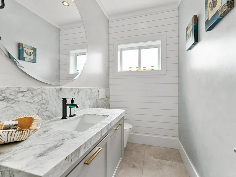 2848 W 17th Avenue, Vancouver, BC, V6L 1A2 - 7