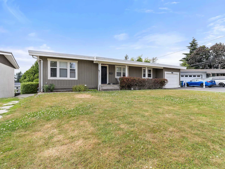 2277 Rainier Street, Abbotsford, BC, V2T 3E6 - 4