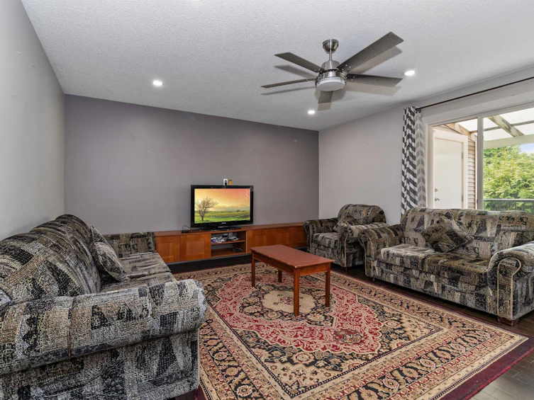 2277 Rainier Street, Abbotsford, BC, V2T 3E6 - 6