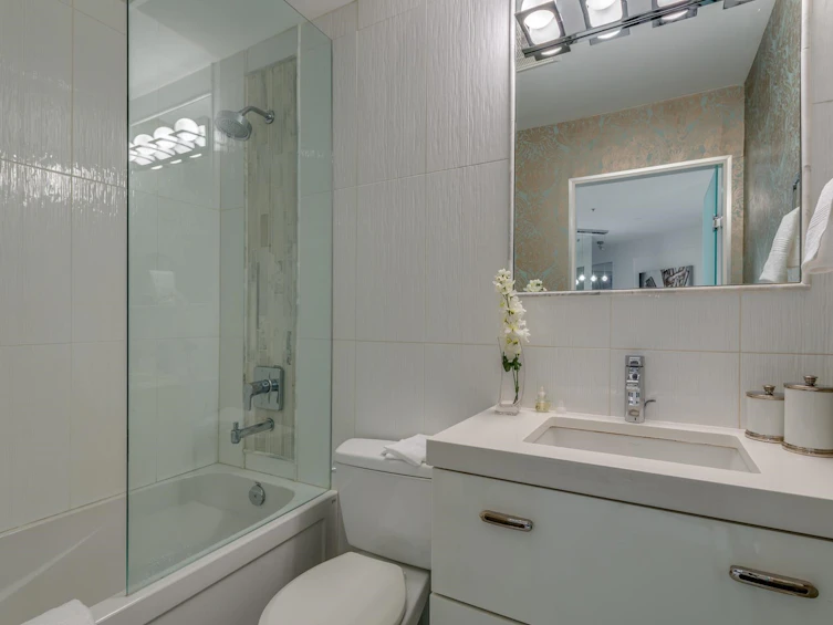 203-1177 Hornby Street, Vancouver, BC, V6Z 2E9 - 14