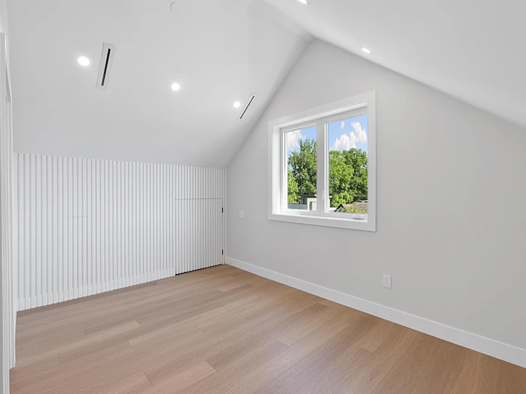 4041 St. Catherines Street, Vancouver, BC, V5V 4L7 - 16