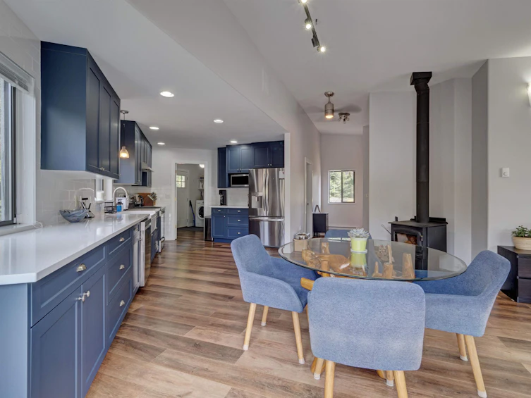 8362 Redrooffs Road, Halfmoon Bay, BC, V7Z 1E5 - 16