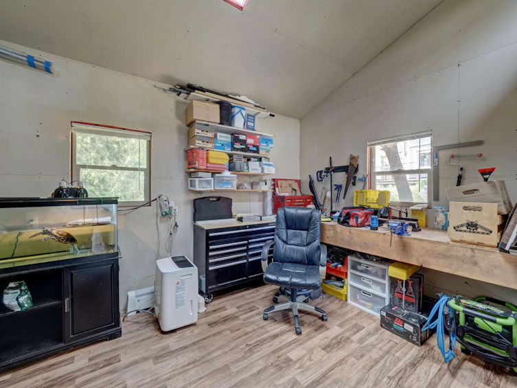 8362 Redrooffs Road, Halfmoon Bay, BC, V7Z 1E5 - 38
