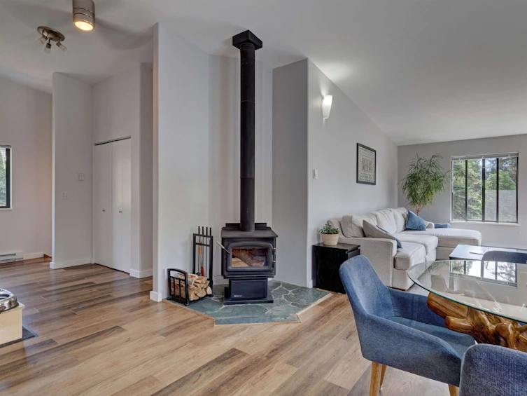 8362 Redrooffs Road, Halfmoon Bay, BC, V7Z 1E5 - 20