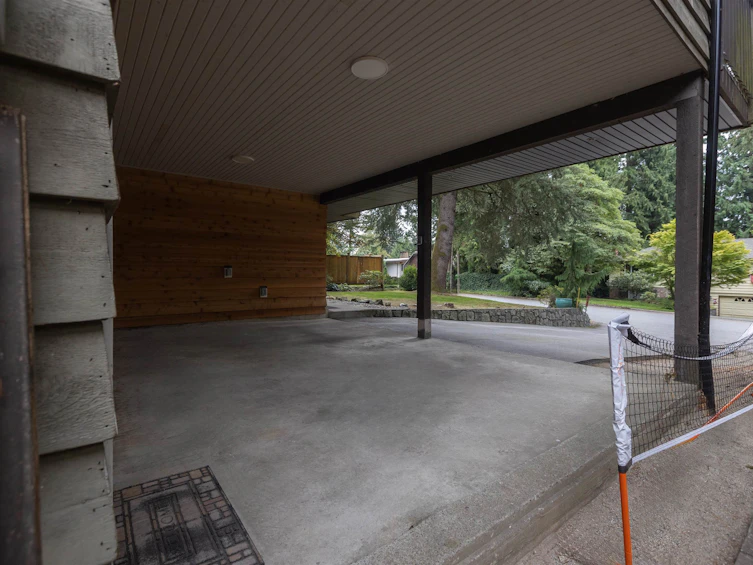 2488 Belloc Street, North Vancouver, BC, V7H 2L1 - 39