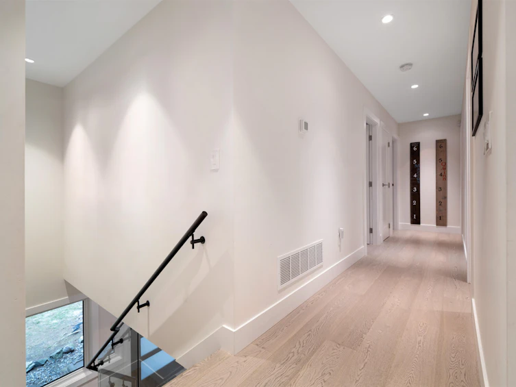 2488 Belloc Street, North Vancouver, BC, V7H 2L1 - 19