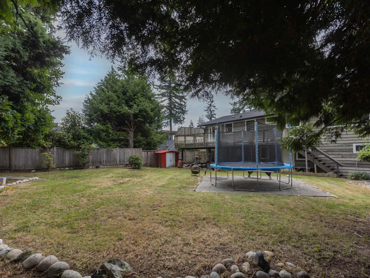 2488 Belloc Street, North Vancouver, BC, V7H 2L1 - 34