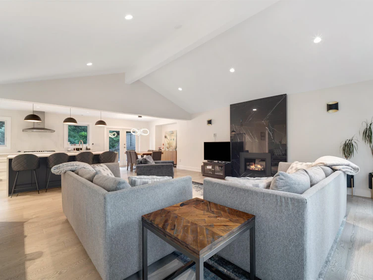2488 Belloc Street, North Vancouver, BC, V7H 2L1 - 5