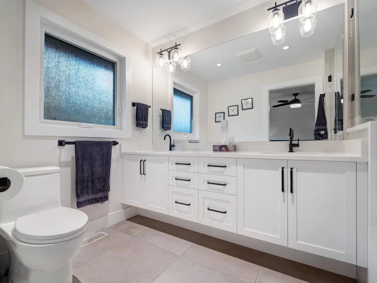 2488 Belloc Street, North Vancouver, BC, V7H 2L1 - 13