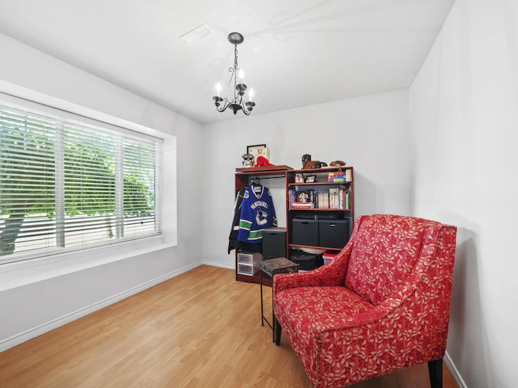 23649 Kanaka Way, Maple Ridge, BC, V2N 1E5 - 23