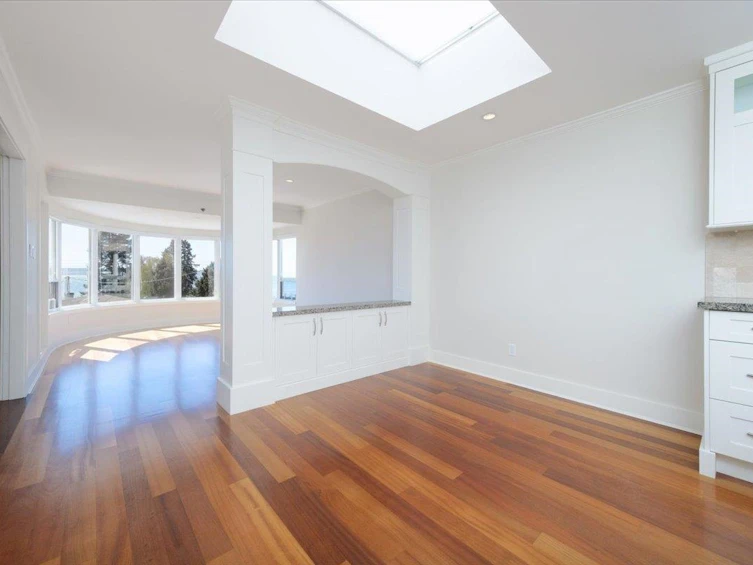 302-2455 Bellevue Avenue, West Vancouver, BC, V7V 1E1 - 6