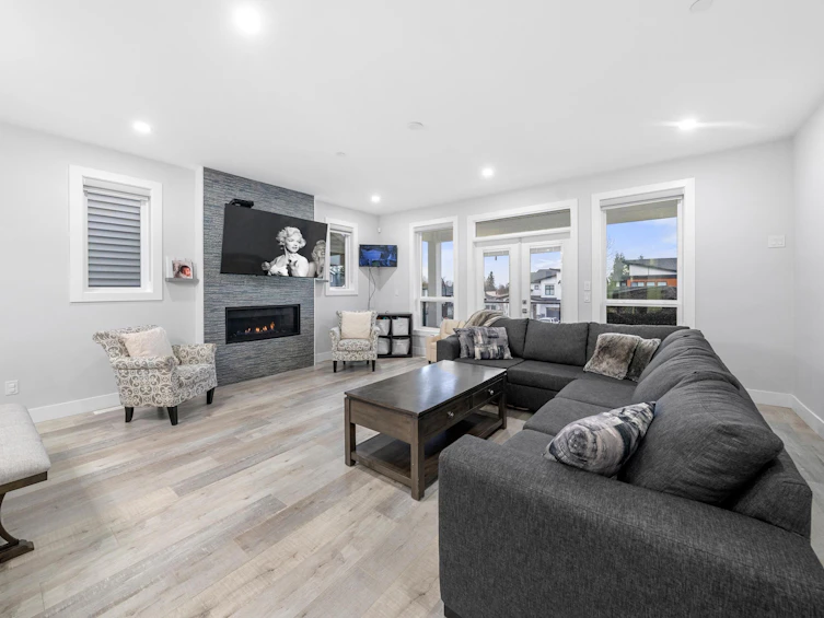 24629 105a Avenue, Maple Ridge, BC, V2W 0K3 - 2