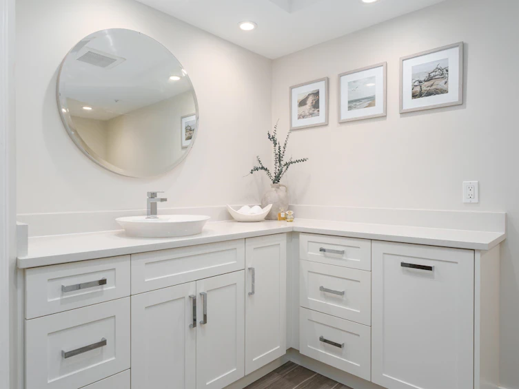 212-3690 Banff Court, North Vancouver, BC, V7H 2Y7 - 27