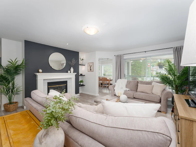 212-3690 Banff Court, North Vancouver, BC, V7H 2Y7