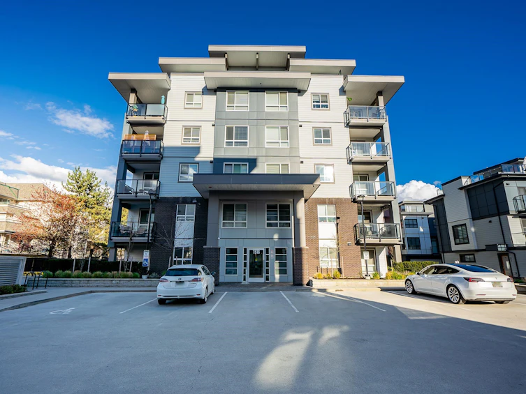 111-1516 Mccallum Road, Abbotsford, BC, V2S 0L9