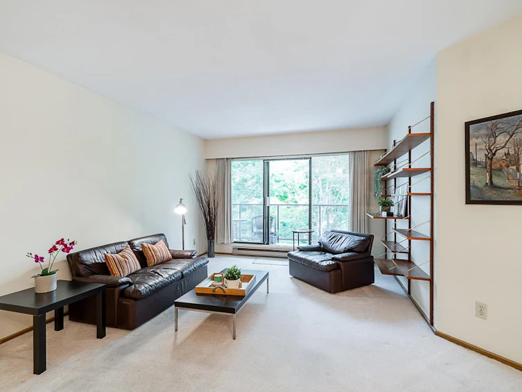 302-2222 Prince Edward Street, Vancouver, BC, V5T 4M6 - 3