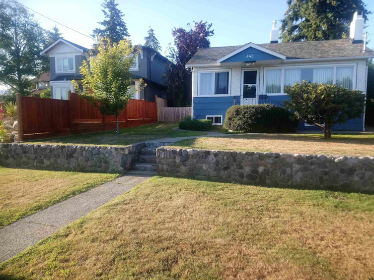 442 E 4th Street, North Vancouver, BC, V7L 1J5 - 2