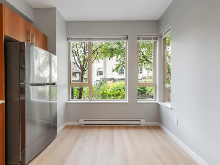 130-9229 University Crescent, Burnaby, BC, V5A 4Z2 - 5