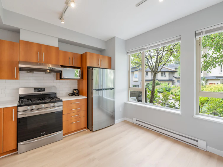 130-9229 University Crescent, Burnaby, BC, V5A 4Z2 - 9