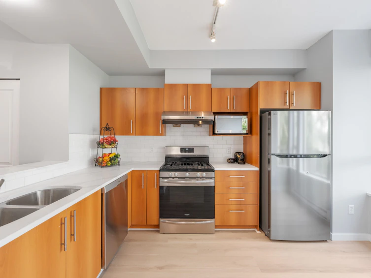 130-9229 University Crescent, Burnaby, BC, V5A 4Z2 - 8