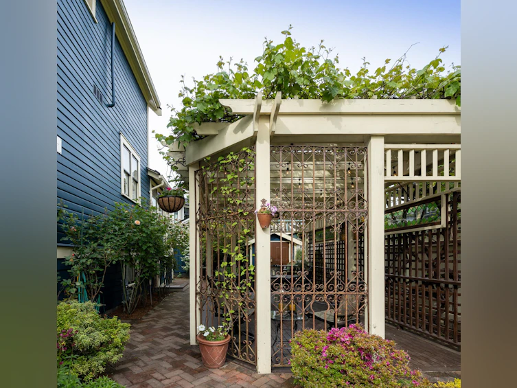 335 Fourth Street, New Westminster, BC, V3L 2V3 - 31