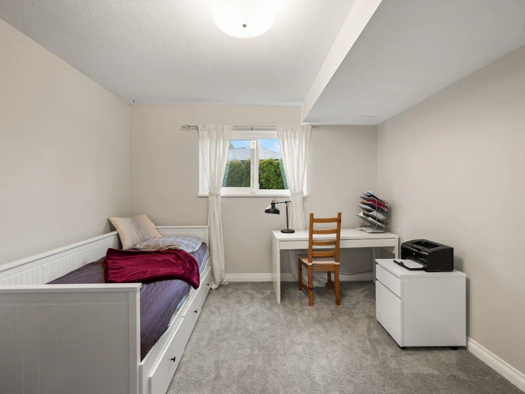 16199 13 Avenue, Surrey, BC, V4A 6W3 - 21