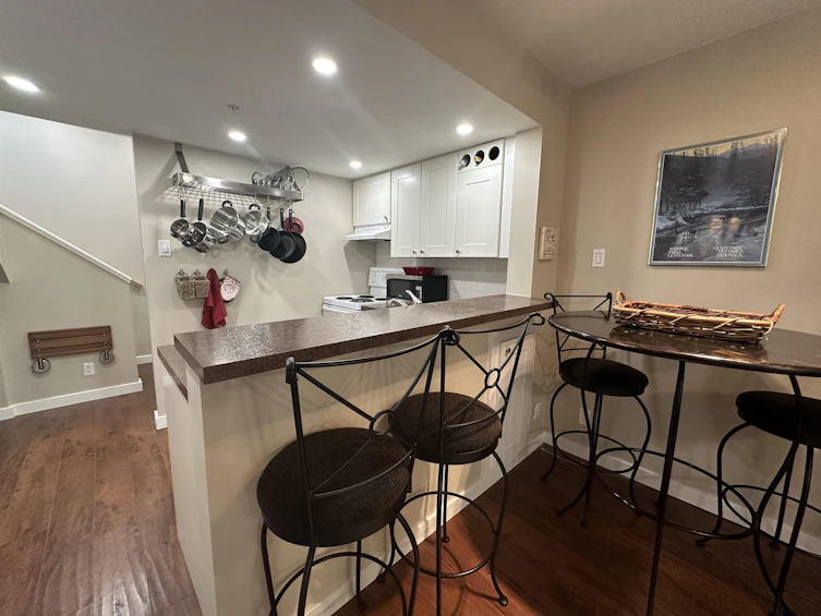 4-2101 Whistler Road, Whistler, BC, V8E 0R3 - 7