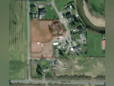 10087 Mountainview Road - 4