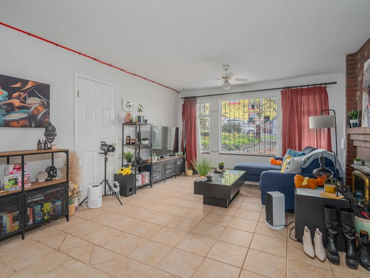 3240 Clive Avenue, Vancouver, BC, V5R 4V2 - 28