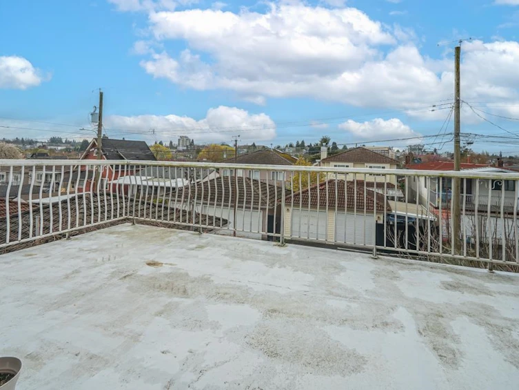3240 Clive Avenue, Vancouver, BC, V5R 4V2 - 20