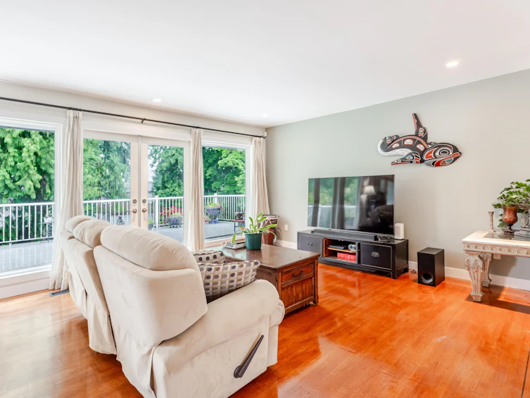 4628 Rumble Street, Burnaby, BC, V5J 2A7 - 4