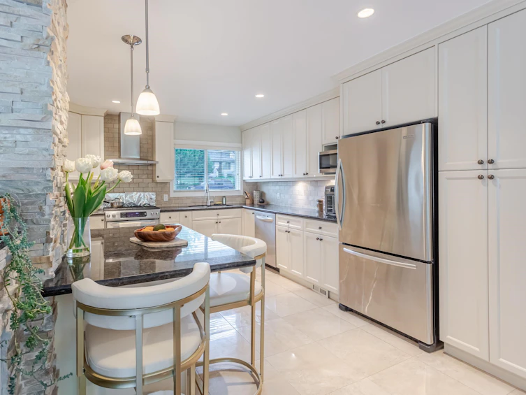 4628 Rumble Street, Burnaby, BC, V5J 2A7 - 9