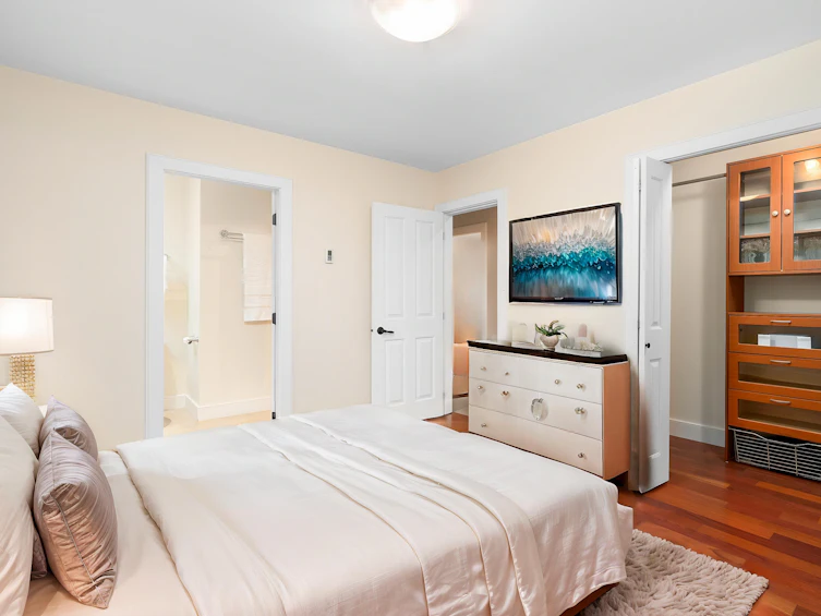 4793 Capilano Road, North Vancouver, BC, V7R 4K2 - 18