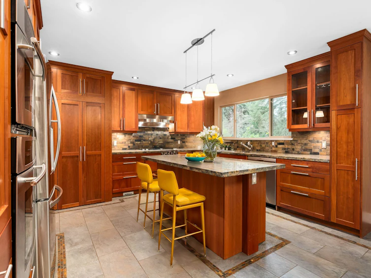 4793 Capilano Road, North Vancouver, BC, V7R 4K2 - 14