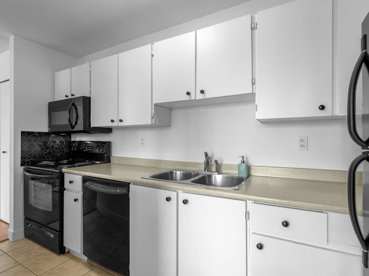 308-5664 200 Street, Langley, BC, V3A 1M8 - 10